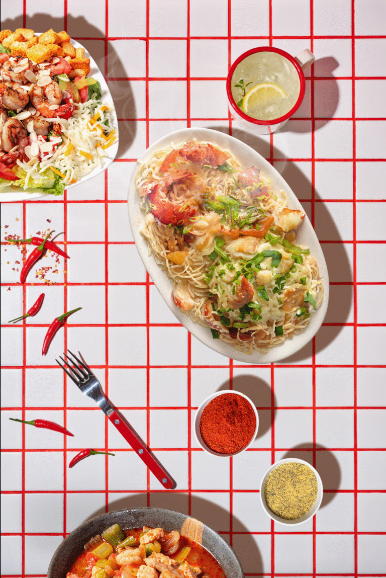 LOBSTER STIR-FRIED EGG NOODLES